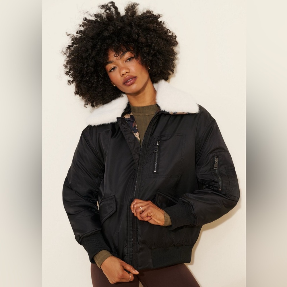 $199 New NVLT Anthropologie Trendy Faux Fur Collar Bomber Jacket Black XS 2 4